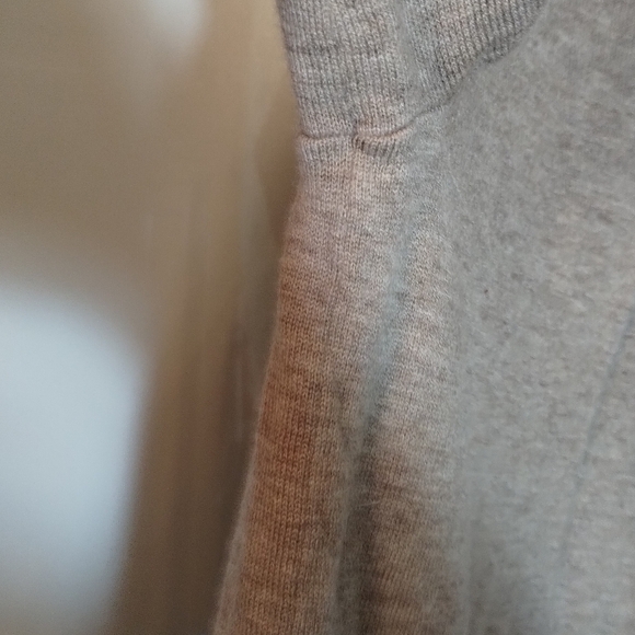 Theory Khaki 79%Merino Wool Sweater Sz L - Picture 9 of 9